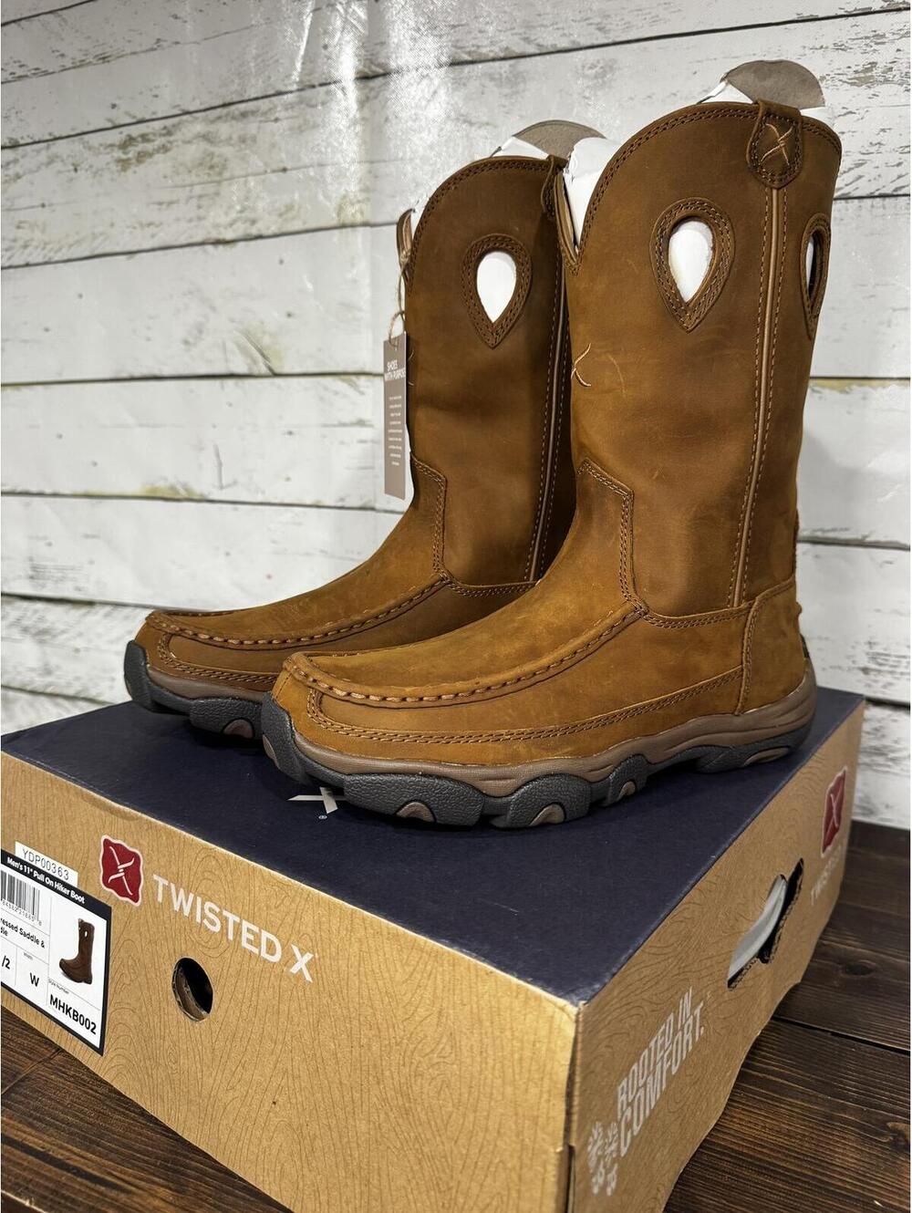 Twisted Men's 11' Pull on Hiker Boot 8.5 Wide NIB